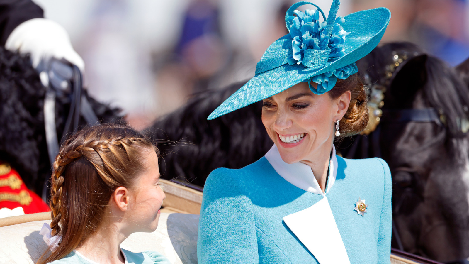 9 fois, Kate Middleton a canalisé le style emblématique de la princesse Diana avec ses tenues