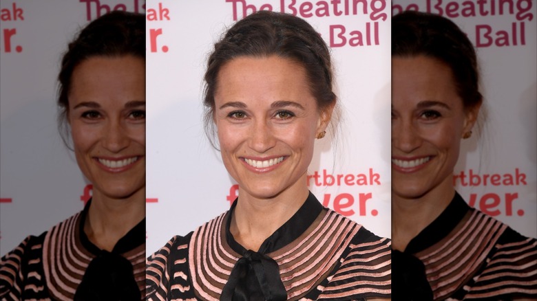Pippa Middleton lors d'un événement avec ses cheveux en 2019