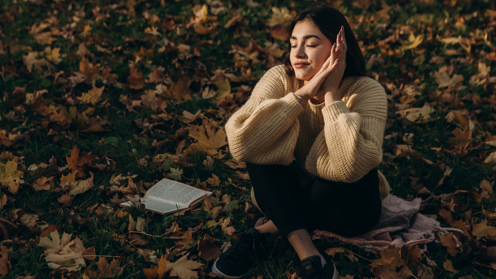 Retour aux livres de l'école qui donneront à votre automne 2025 TBR Major Nostalgic Vibes