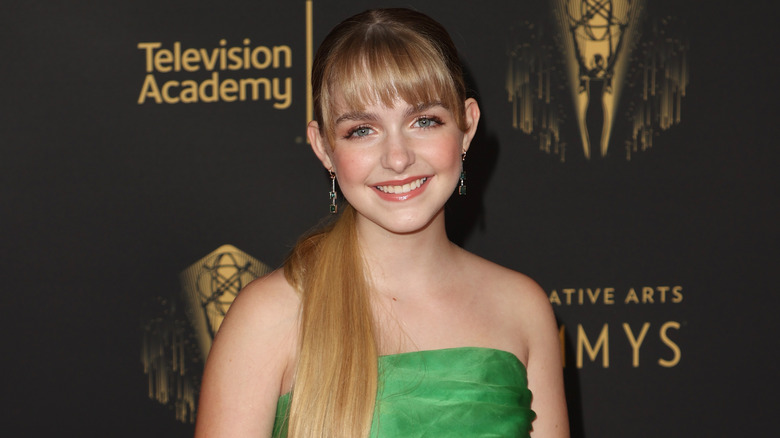 McKenna Grace aux arts créatifs Emmys en 2021