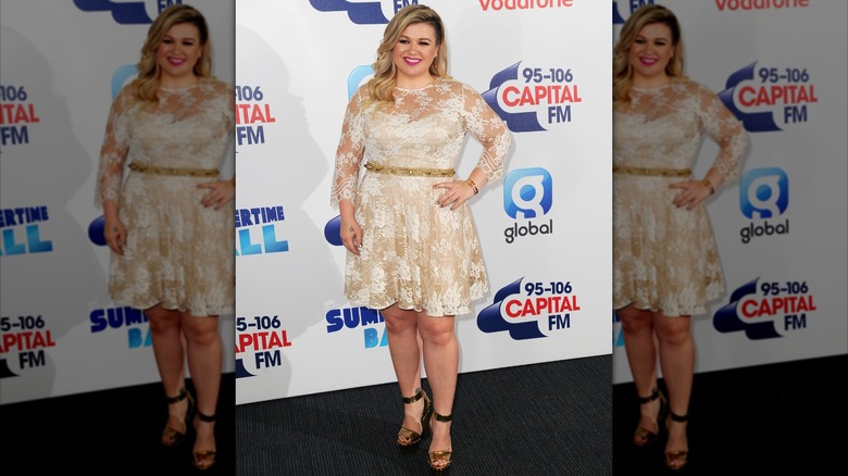 Kelly Clarkson sur le tapis rouge en 2015