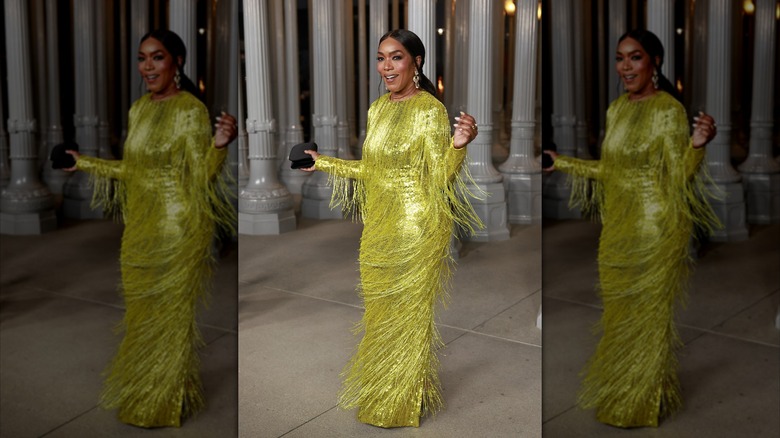 Angela Bassett assiste au gala LACMA Art+Film 2025