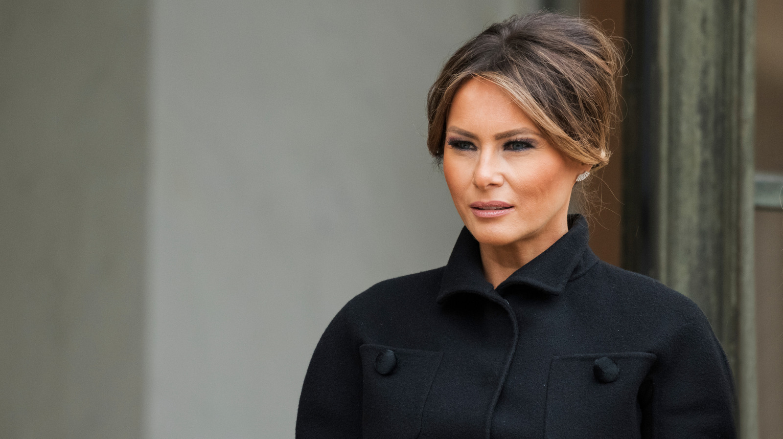 Melania Trump porte des tenues qui font parler les gens pour toutes les mauvaises raisons