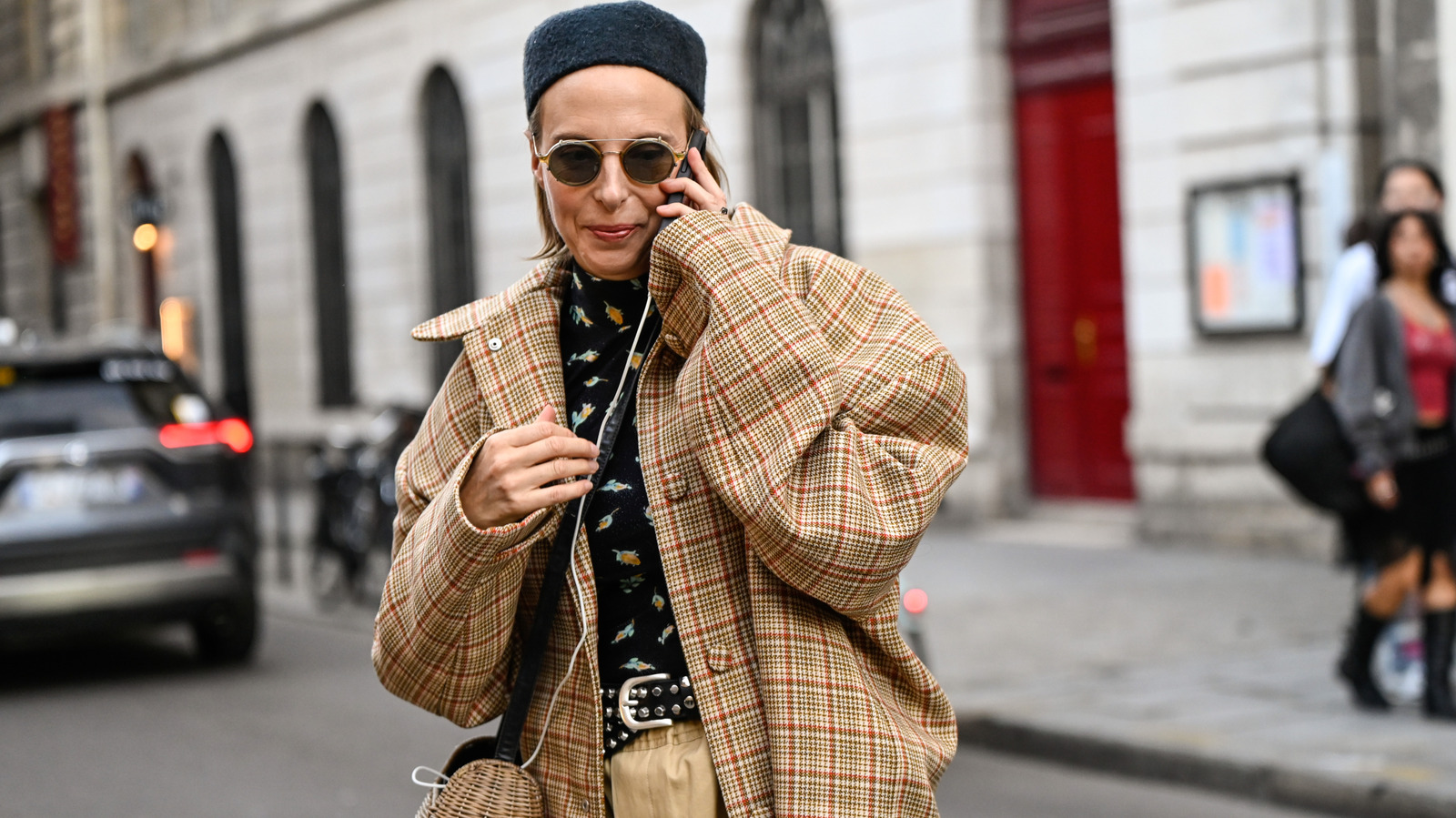 5 tendances de la mode qui compléteront l’esthétique de Noël 2025 la plus populaire