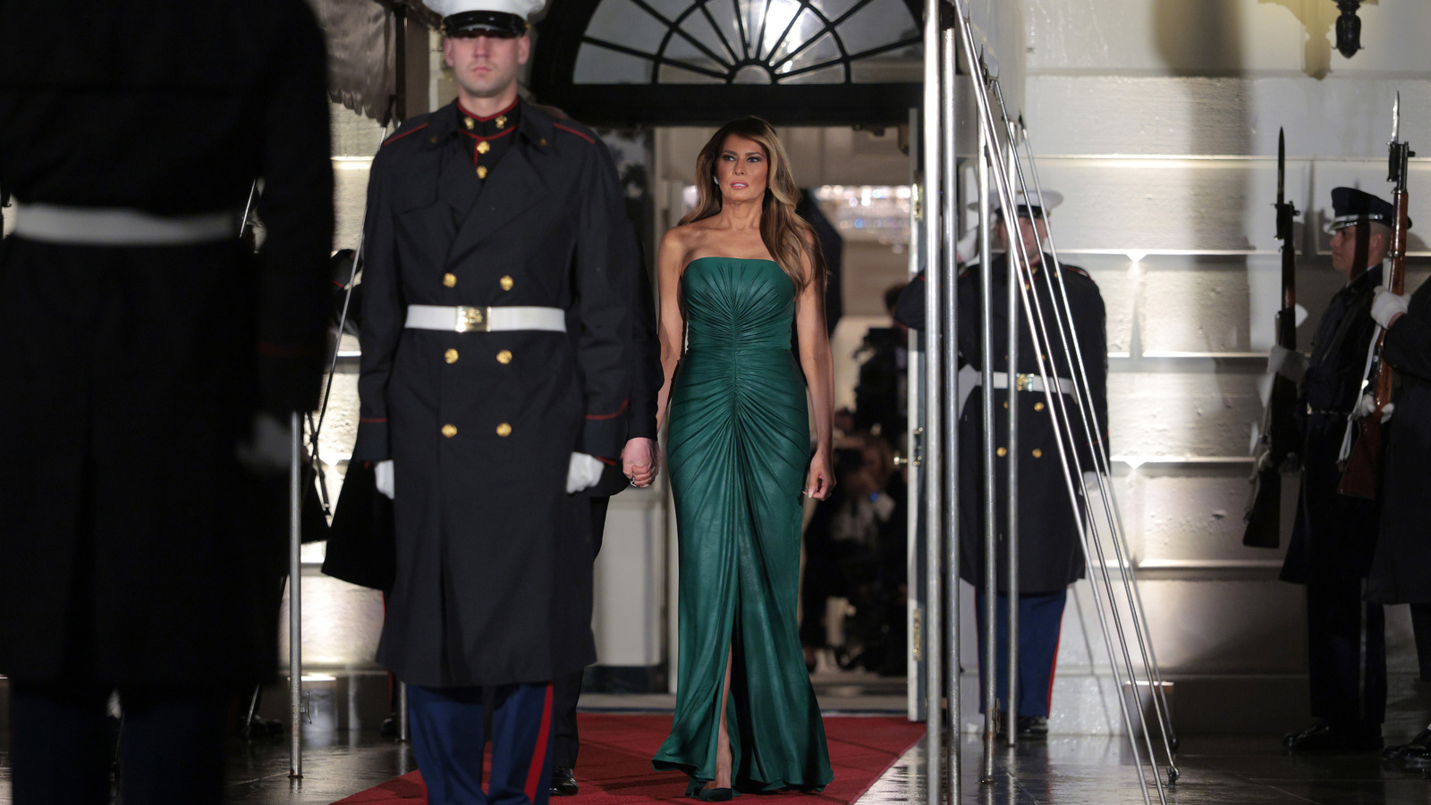 La robe la plus épicée de Melania Trump lors du deuxième mandat de son mari a fait tourner toutes les têtes