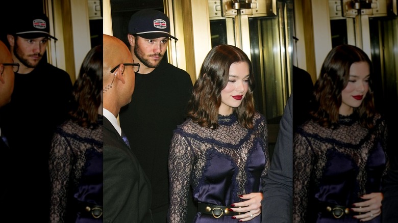 Hailee Steinfeld et Josh Allen photographiés à New York