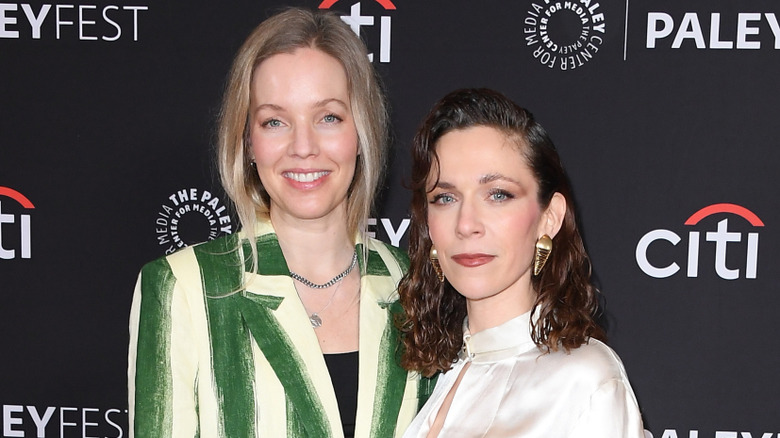 Marie Ronn et Jen Tullock posant ensemble