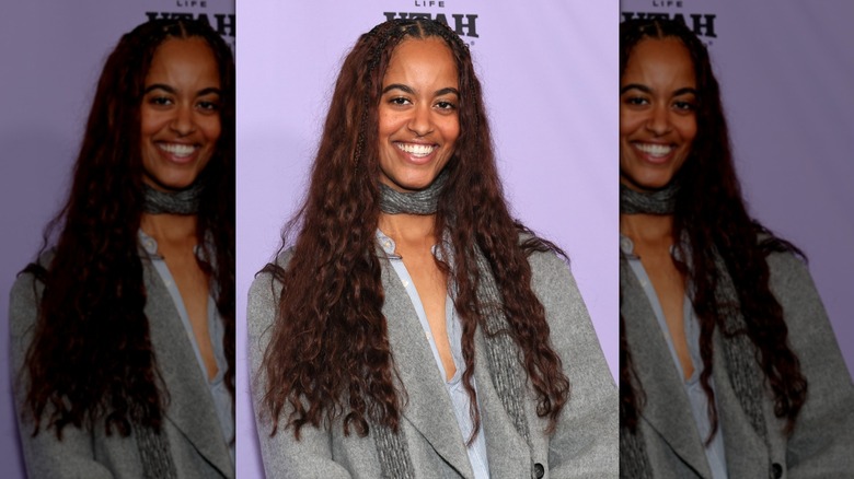 Malia Obama porte ses cheveux avec des tresses près du cuir chevelu lors d'un festival de cinéma