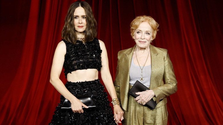 Sarah Paulson et Holland Taylor assistent au 4e gala annuel de l'Academy Museum of Motion Pictures en partenariat avec Rolex à l'Academy Museum of Motion Pictures le 19 octobre 2024 à Los Angeles