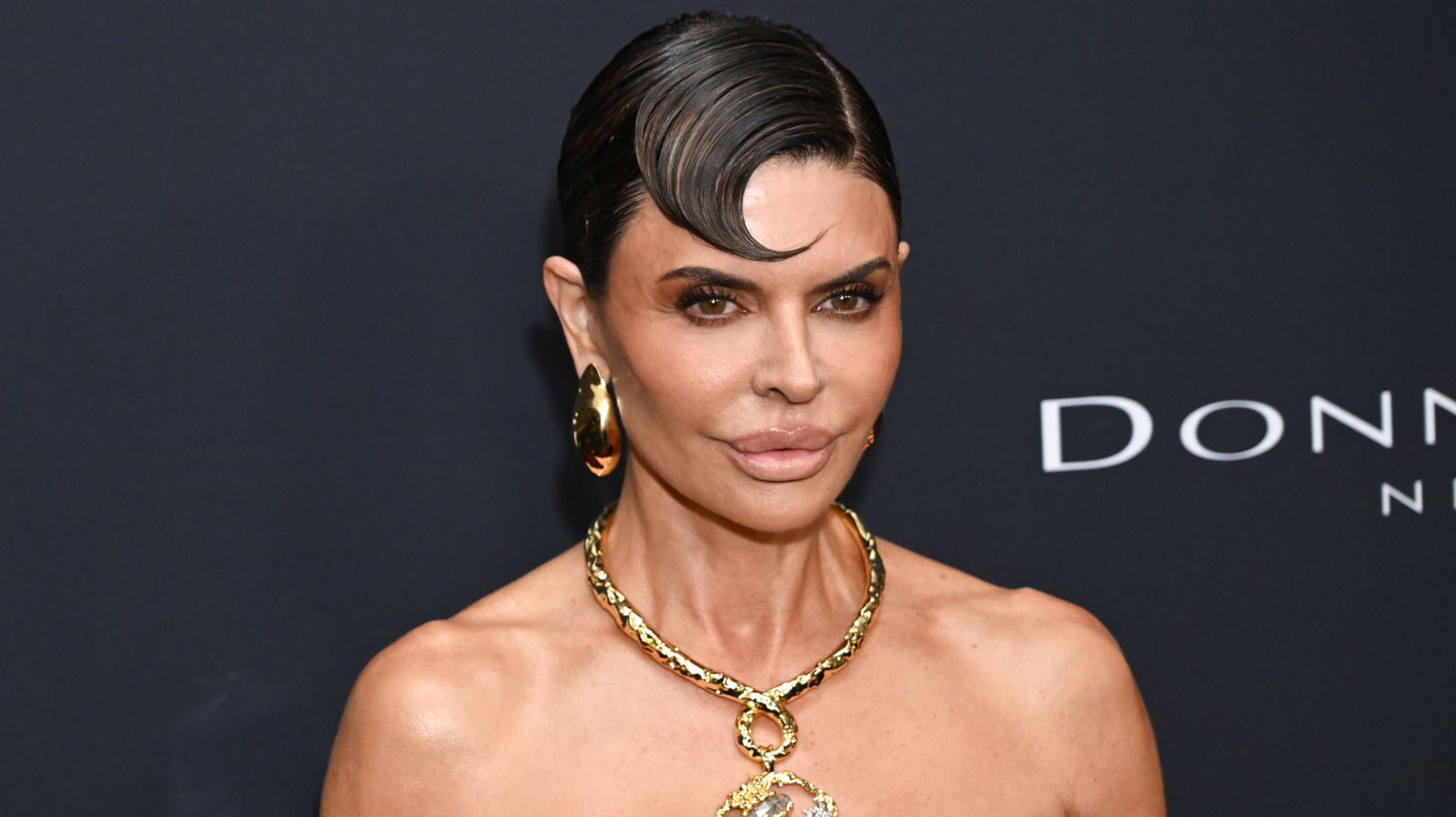 Vous ne reconnaîtrez pas Lisa Rinna avant tout le remplissage extrême pour les lèvres et le visage