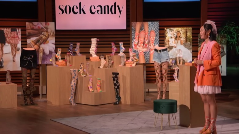 Mary Yashan Gui, la fondatrice de Sock Candy, présente son entreprise sur Shark Tank (saison 16, épisode 19)