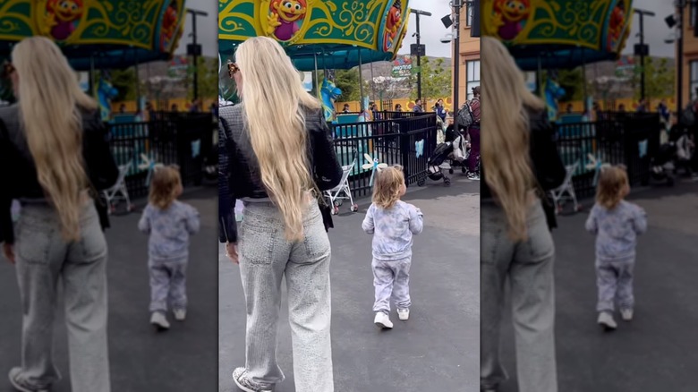 Erika Kirk s'éloigne de la caméra