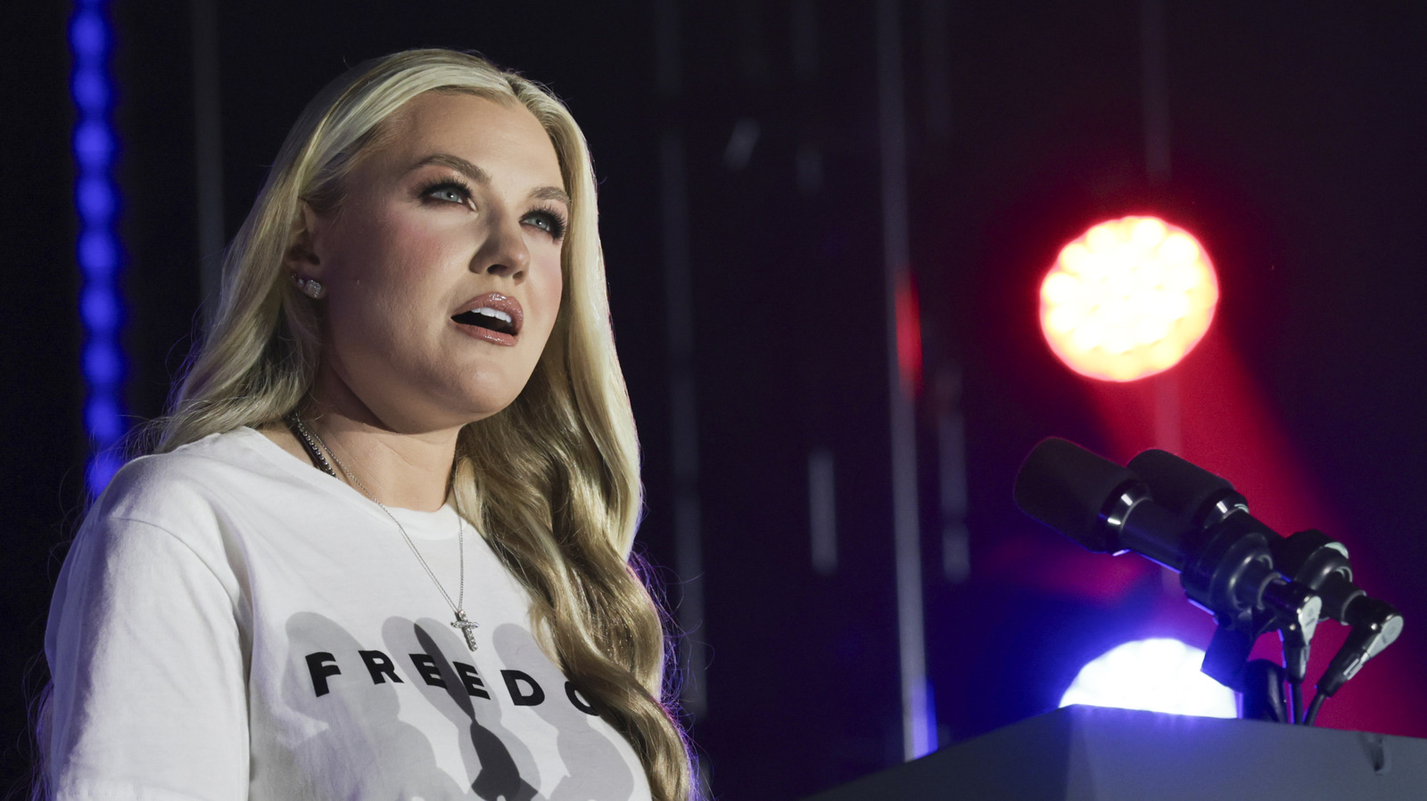 Les tenues les plus controversées qu'Erika Kirk ait jamais portées