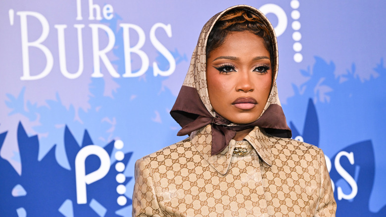 Keke Palmer assiste à la première de Peacock's "Les «banlieues»" à Universal Studios Backlot le 5 février 2026 à Universal City, Californie