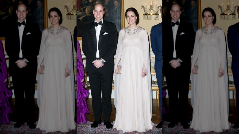 Le prince William et Kate Middleton ont l'air royaux alors qu'ils assistent à un dîner au palais royal d'Oslo, en Norvège.