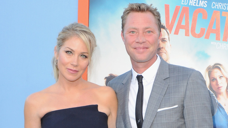 Christina Applegate et Martyn LeNoble souriants