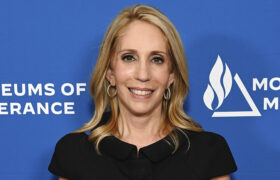 La présentatrice de CNN, Dana Bash, a porté des looks épicés au fil des ans