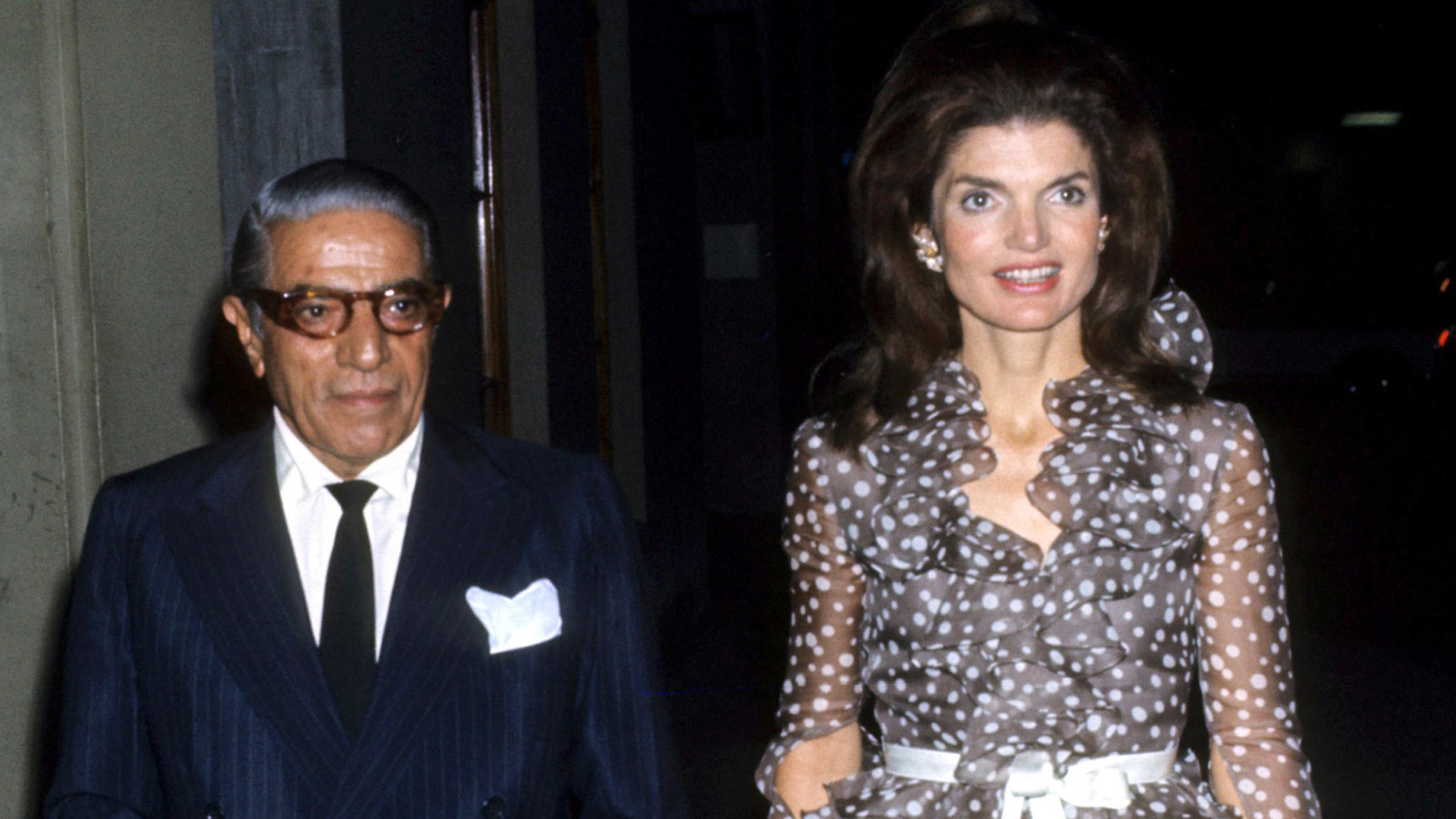 Des choses étranges à propos du deuxième mariage de Jackie Kennedy que nous ne pouvons ignorer