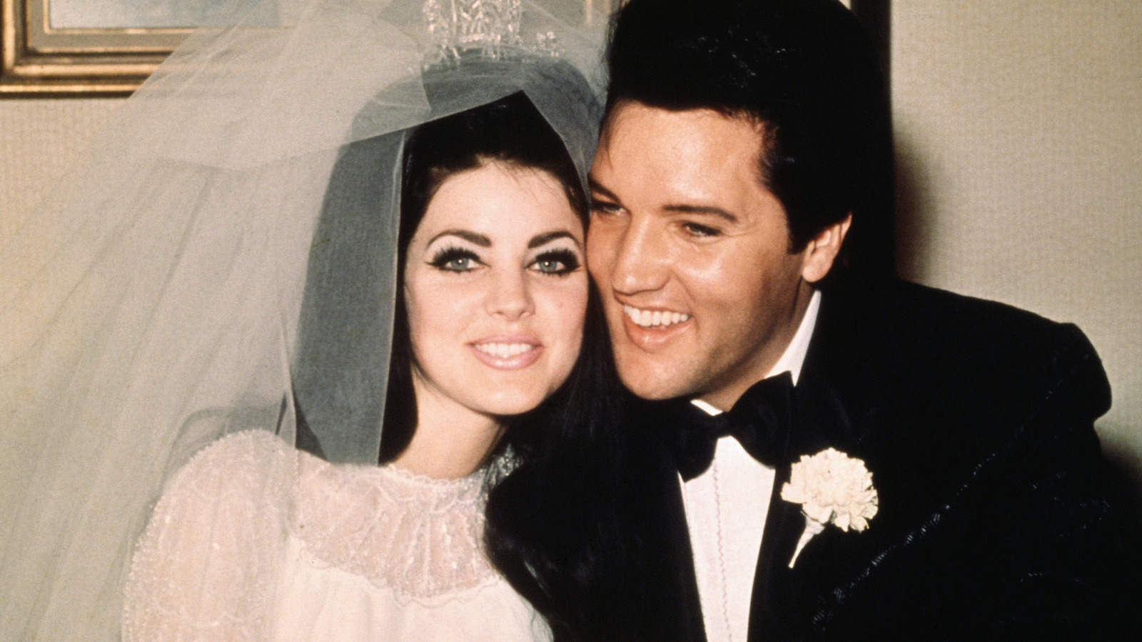 L'écart d'âge entre Priscilla et Elvis Presley était si évident sur ces photos