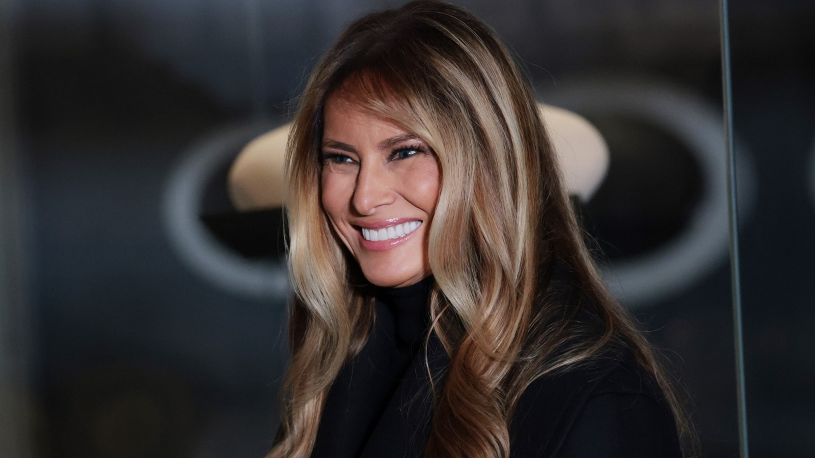 La réputation de style de Melania Trump prend un autre coup avec un regard paresseux sur le rouleau aux œufs de Pâques de la Maison Blanche 2026