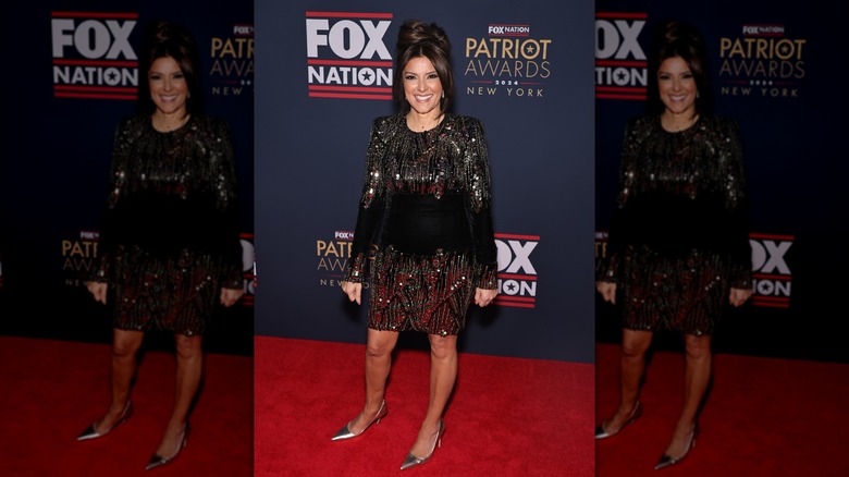 Rachel Campos-Duffy dans une robe noire à paillettes