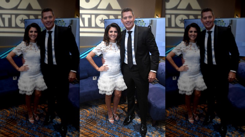 Rachel Campos-Duffy et Sean Duffy posant pour une photo ensemble