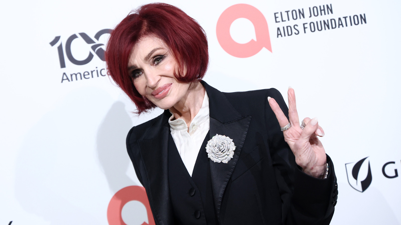 Les photos côte à côte montrent à quel point Sharon Osbourne a changé depuis le jour de son mariage