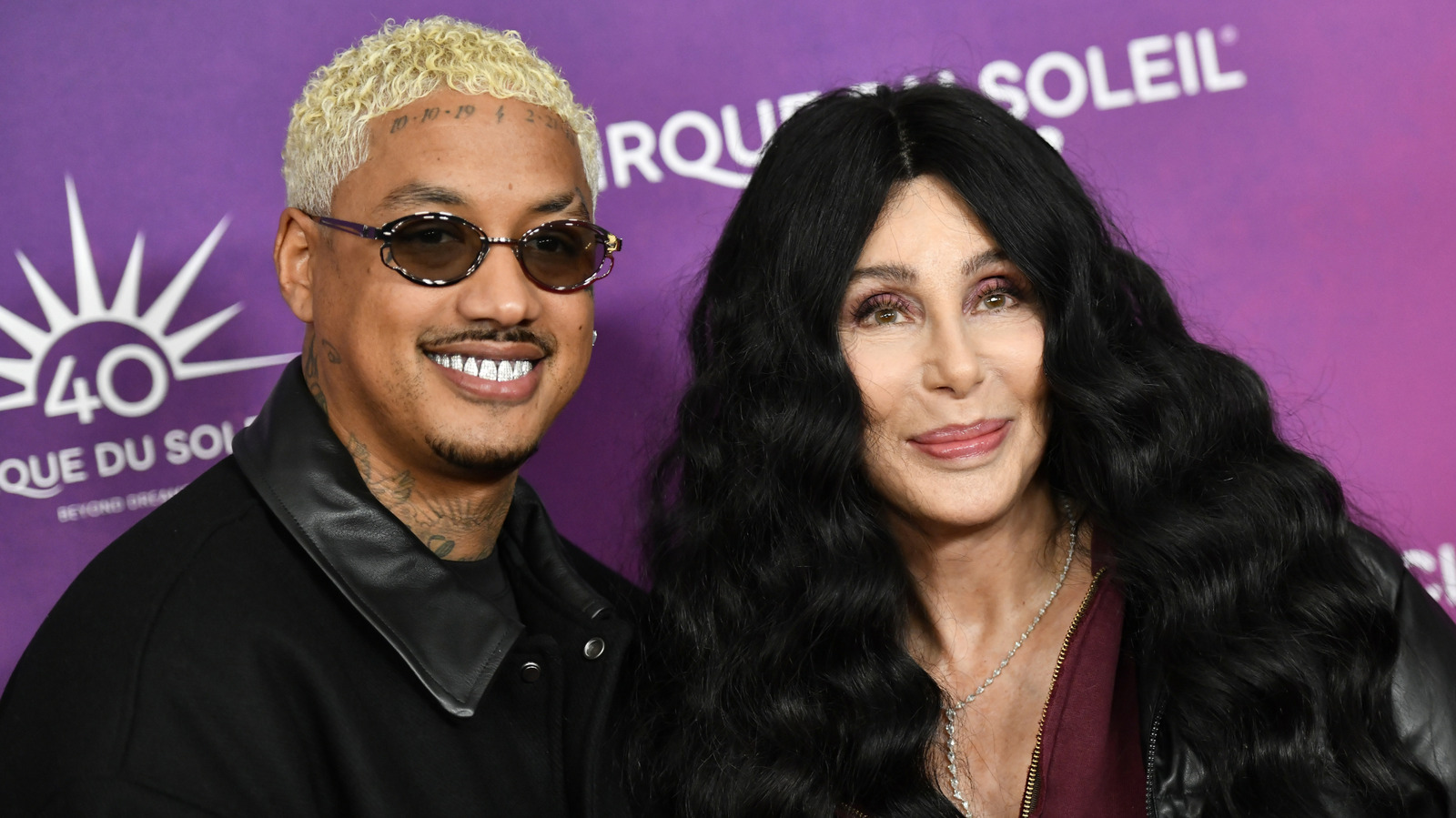 8 photos de Cher et de son petit ami Alexander Edwards qui rendent leur écart d'âge indéniable