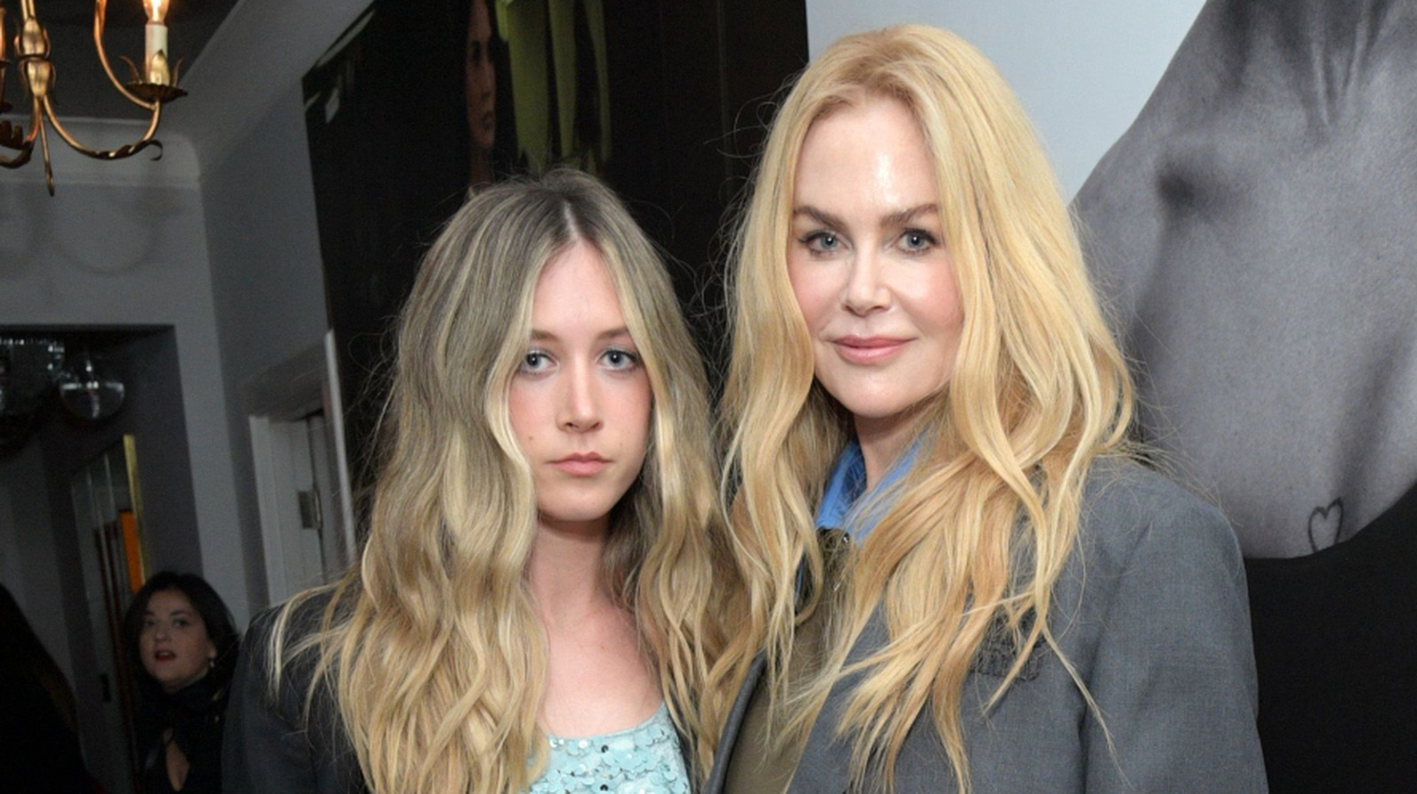 La fille de Nicole Kidman, Sunday Rose, éblouit dans sa robe de bal avec un prix alléchant