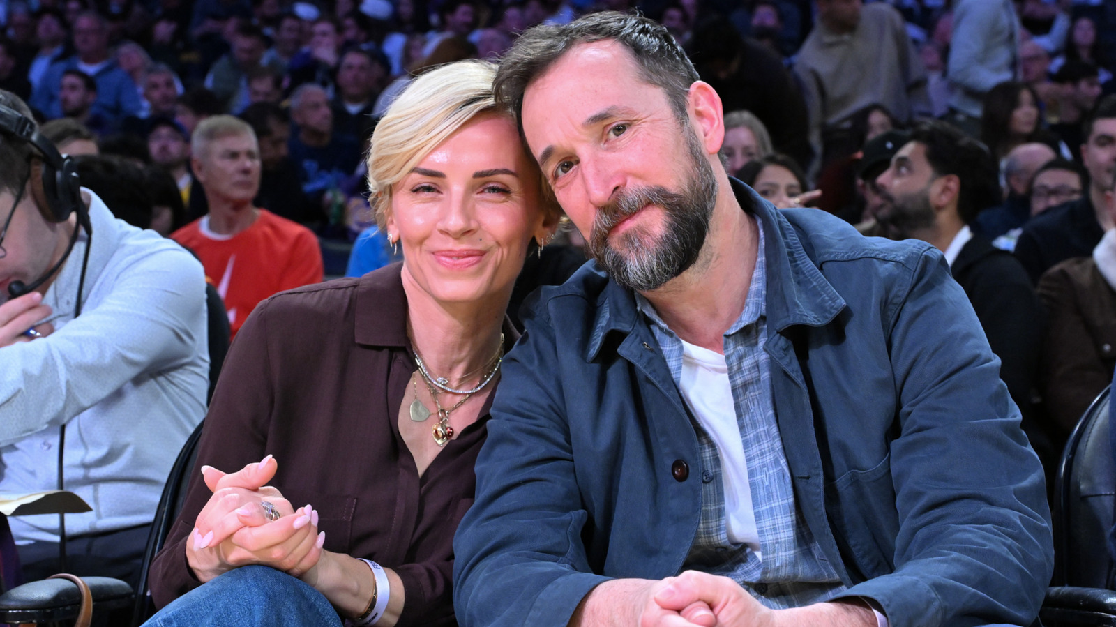 Photos et vidéos de Sara et Noah Wyle qui mettent en valeur leur doux mariage