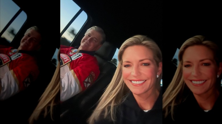 Sean Hannity et Earhardt dans une voiture