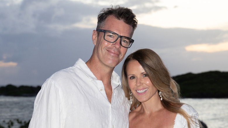 La toute première Bachelorette Trista Sutter souriante avec son mari, Ryan Sutter