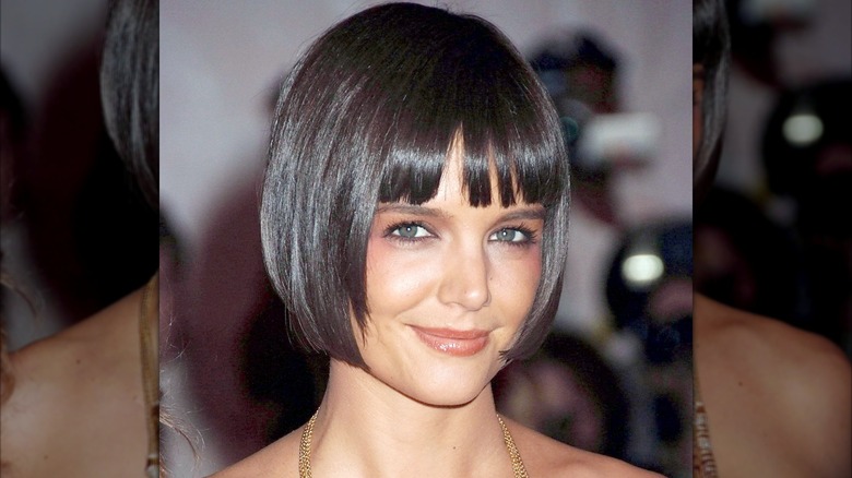 Katie Holmes avec un carré à franges