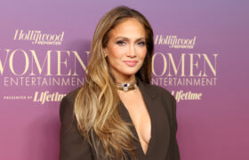 Les meilleurs looks de Jennifer Lopez en déplacement