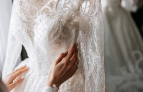 La robe de mariée de cette célébrité est le modèle de la mariée