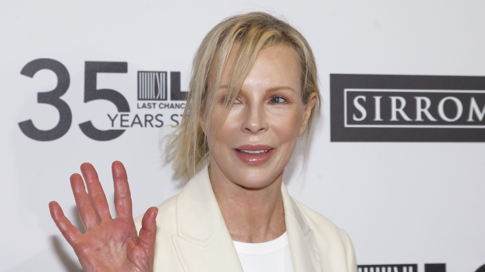 L'astuce beauté incontournable de l'icône hollywoodienne Kim Basinger que les célébrités ne jurent que par