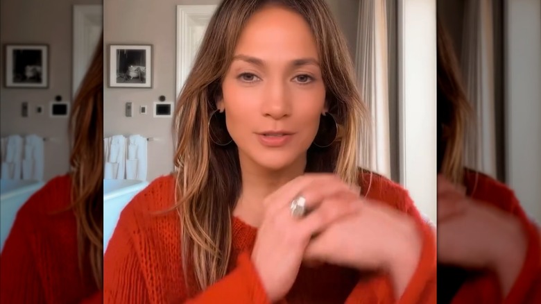 Jennifer Lopez nue sur une bobine Instagram