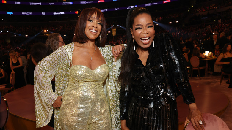 Oprah Winfrey et Gayle King souriantes