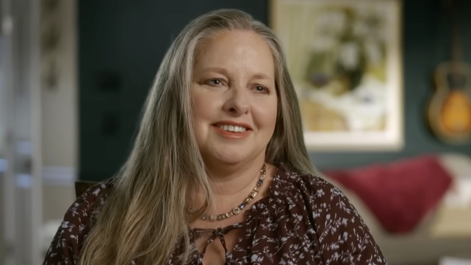 La star de TLC, Kim Plath, est la preuve que vous pouvez adopter les cheveux gris sans les couper court
