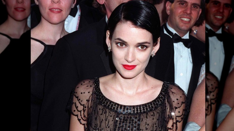 Winona assiste à la soirée des Oscars de Vanity Fair en 1997