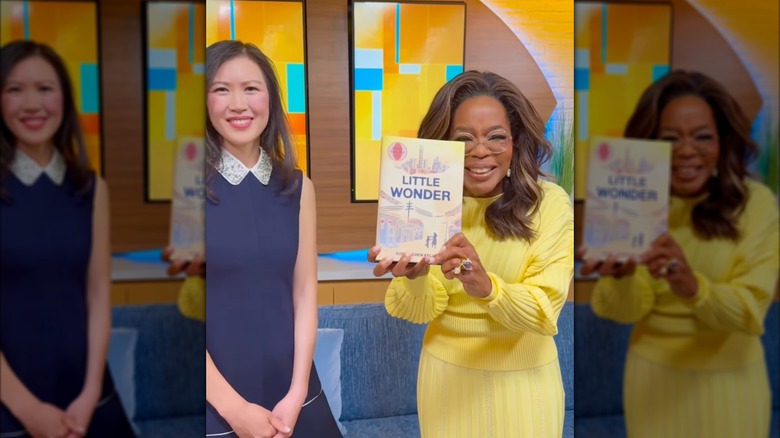 Oprah Winfrey posant avec l'auteure Sophie Chen Keller sur Instagram