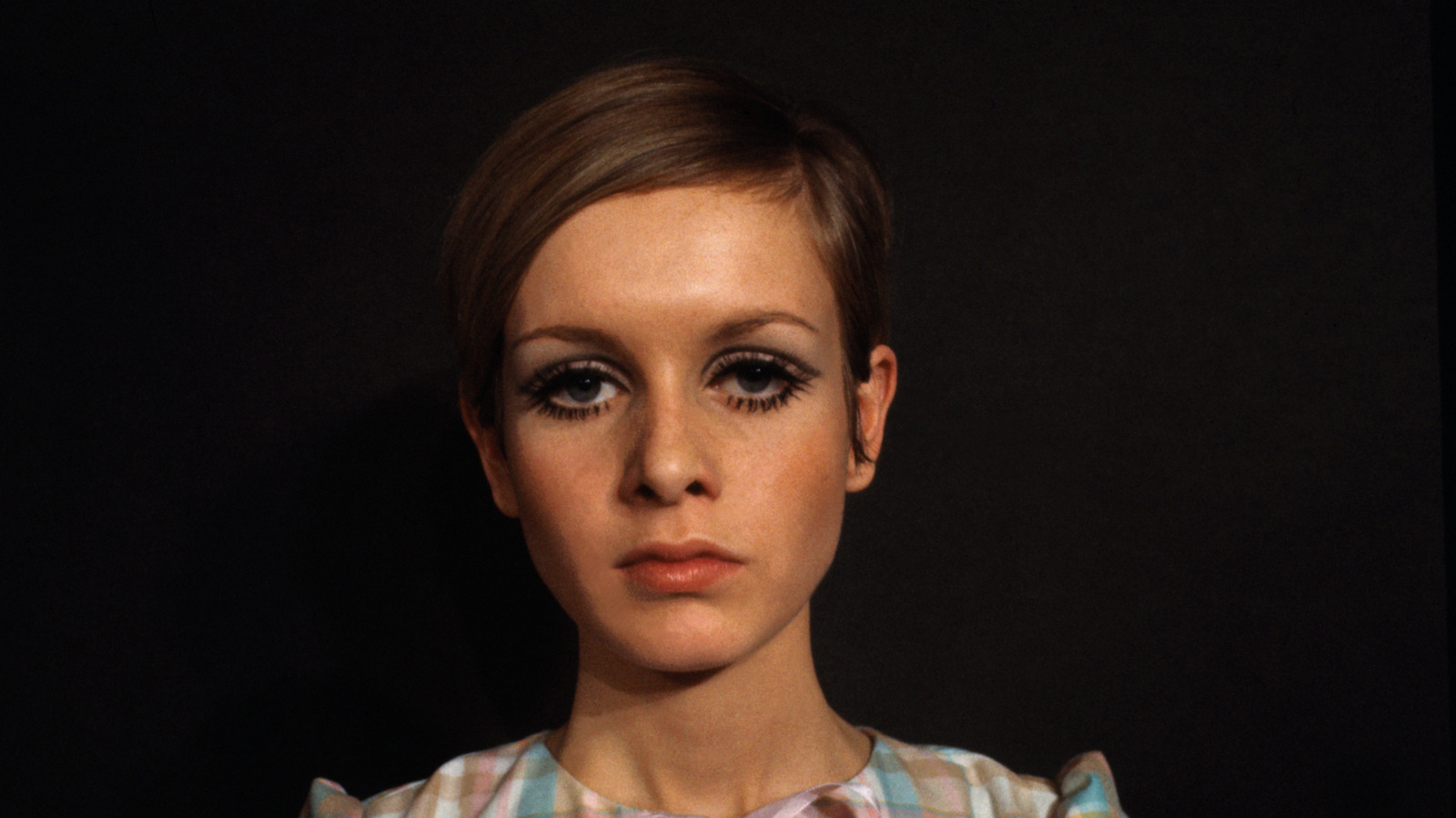 Le mannequin emblématique des années 60, Twiggy, est toujours aussi magnifique à 70 ans