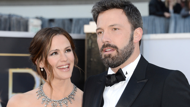 Jennifer Garner et Ben Affleck photographiés sur le tapis rouge en 2013