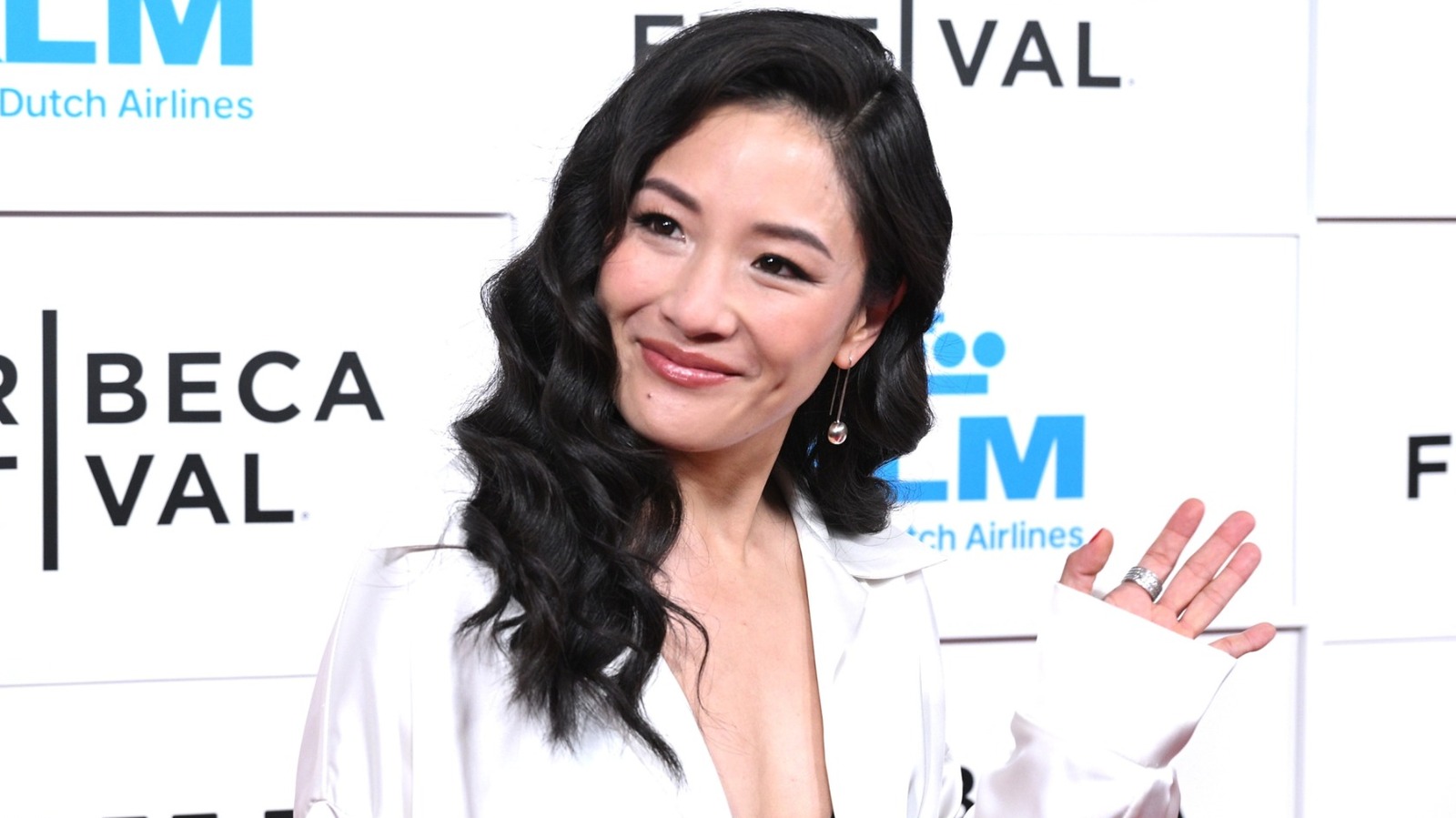 Constance Wu est tellement magnifique sans maquillage