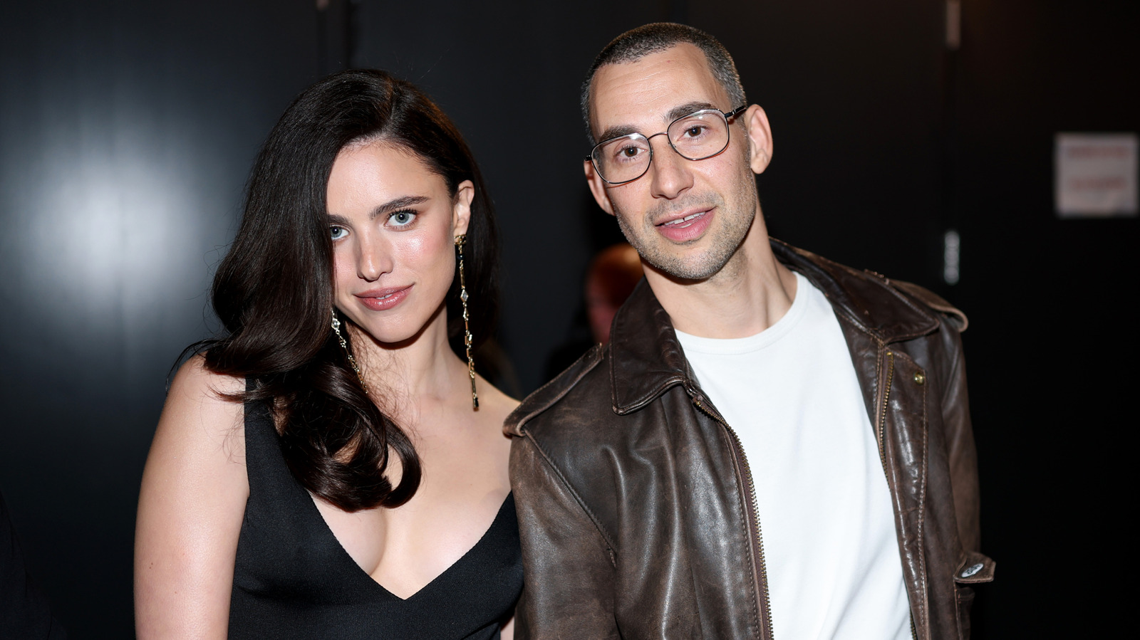 Commentaires rares que Margaret Qualley a faits sur son histoire d'amour avec Jack Antonoff