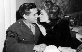 Un regard sur les deux superbes bagues de fiançailles de Lucille Ball de Desi Arnaz