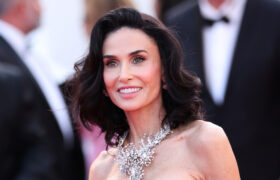 Demi Moore est l'inspiration ultime pour ne plus se maquiller après 60 ans