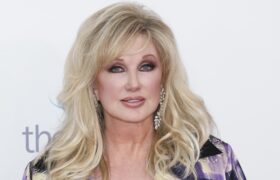 « C'est la meilleure chose que j'ai jamais faite » : Morgan Fairchild ne regrettera jamais d'avoir perdu son emploi à cause du plaidoyer