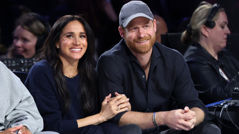 Meghan Markle et le prince Harry photographiés souriants en 2026