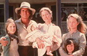 Voici à quoi ressemble Mary Ingalls de la « Petite maison dans la prairie » des années 1970 ces jours-ci